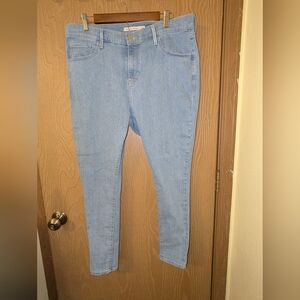 Levi's 720 High Waist Super Skinny Capri Light Blue Jeans  - Women's Size 16W